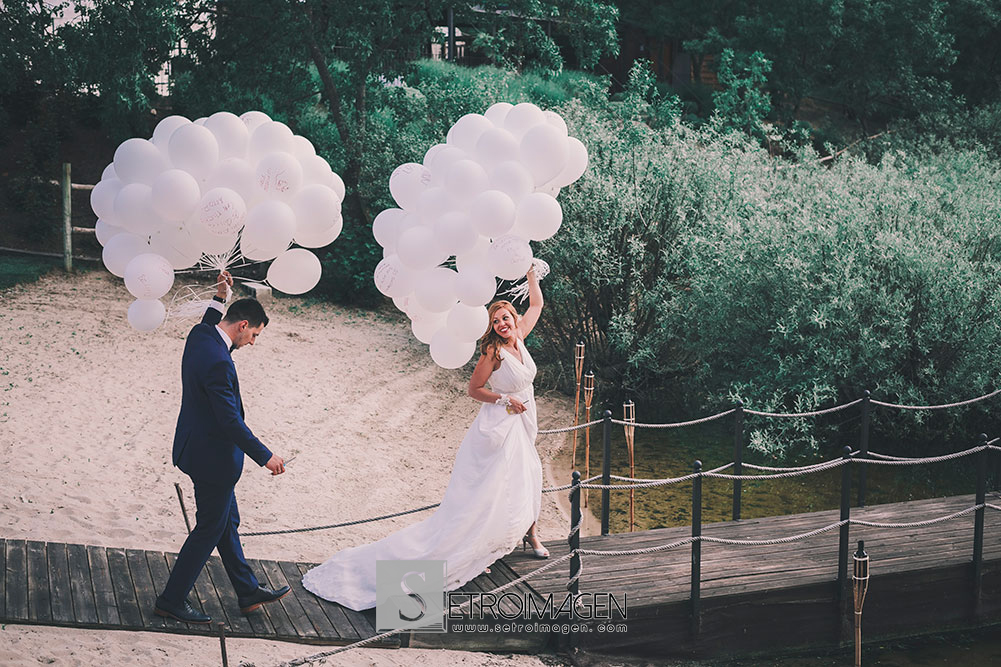 suelta de globos en finca prados moros