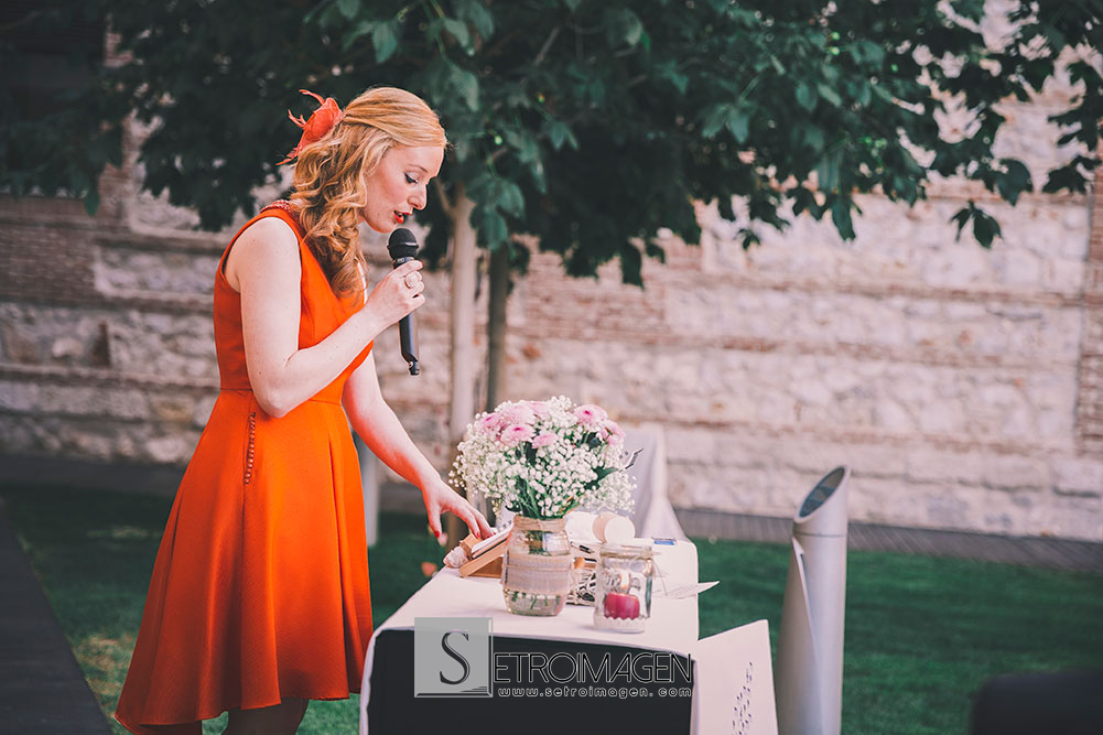 boda_ceremonia_civil_parador_de_alcalá_de_henares-setroimagen-rubenynuria-083