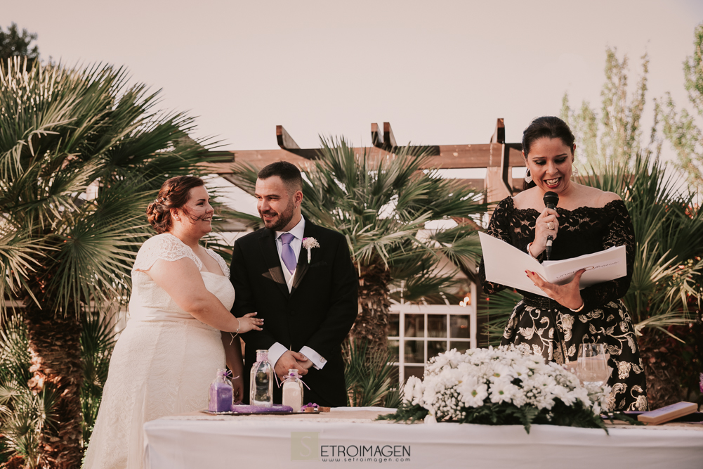 boda civil en jardín de acadi